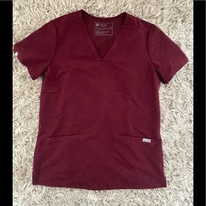Figs 3 Pocket Burgandy Scrub Top